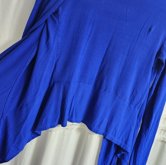 Like new, open cardigan, size small - Picture 4 of 6